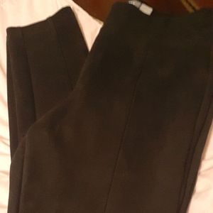 Black -Old Navy- Pants Med.